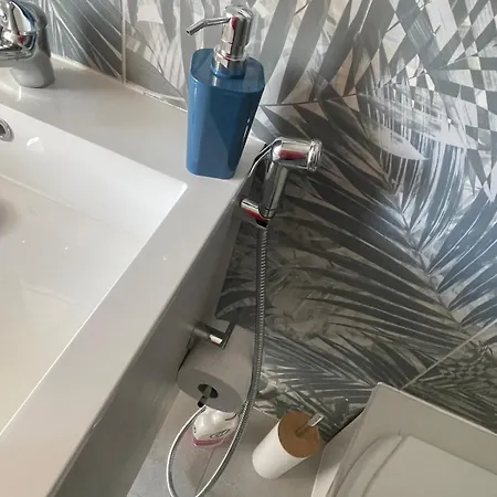 Ama بيت ضيافة Gleris